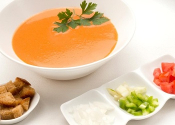 Día del gazpacho: cómo se prepara y cuáles son sus beneficios