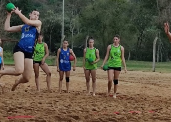 Handball: “Las Kamikazes”, a pleno en Oberá