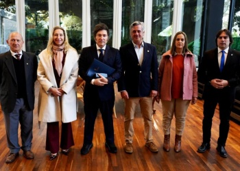 Milei buscó “amigarse” con el campo, pero crecen reclamos del sector por retenciones