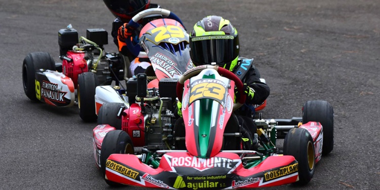 AL FRENTE. Valentino Silveira ganó las dos primeras y manda en Escuela.