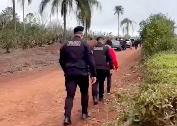 Cámaras registraron a Mirta Rodríguez bajando de un colectivo en Colonia Pindaytí