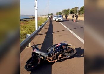 Despiste fatal en la costanera de Posadas: murió un motociclista de 19 años