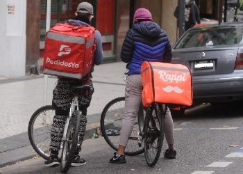 Crece el trabajo en plataformas digitales por el freno del empleo