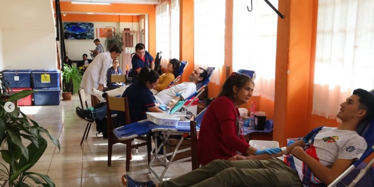 COLECTAS. Casi la mitad de las donaciones voluntarias de sangre se obtienen de las colectas externas.