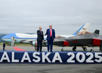 Trump y Putin se reunieron en Alaska: una cumbre “fantástica” de casi 3 horas marcada por la controversia