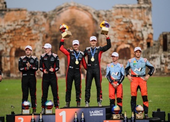 Ogier se consagró en el histórico Rally de Paraguay: el misionero Finke llegó al podio en la RC4