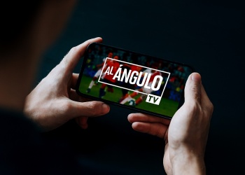 Detuvieron al creador de “Al ángulo TV”, página ilegal que retransmitía fútbol y Fórmula 1