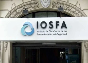Denuncian vaciamiento del IOSFA y falta de medicamentos