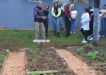 Posadas: el Centro Municipal de Contención Nocturna dio a conocer su huerta orgánica