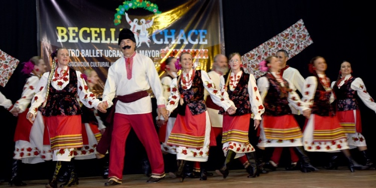 DANZA CON HISTORIA. La colectividad ucraniana volverá a celebrar una nueva edición de la Fiesta Provincial de la Kolomeika.