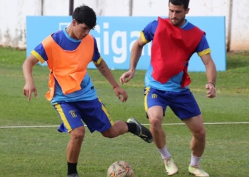 Mitre, por el primer objetivo del torneo