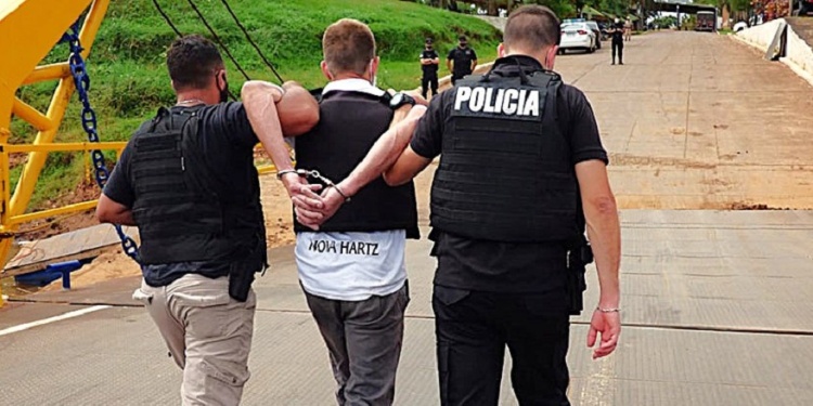 EXPULSADO. A fines del 2021 cuando ya habían condenado a su hermano y al coautor, fue traído a la Argentina.