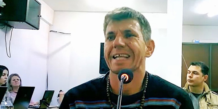 PROCEDIMIENTO. Pablo Roberto Dlugokinski pasó frente al estrado, le leyeron la acusación en su contra y no declaró.