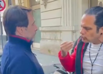 Increparon a Feinmann en plena calle: “Vos no sos un periodista, sos un operador”