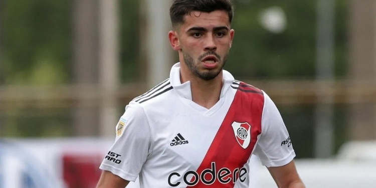 DESCARTADO. Gallardo decidió no incluir a Santiago Simón esta temporada.