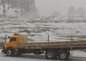 Brasil: impactante tormenta de granizo afectó a ciudades de estado fronterizo con Misiones