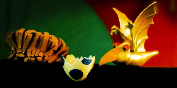 FANTASÍA SOBRE EL ESCENARIO. “El blues de los Dinosaurios”, títeres que hablan de raíces, identidad y amor.