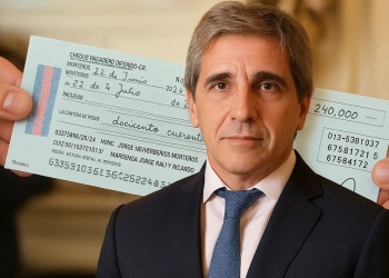 Luis Caputo hizo estallar las tasas y el descubierto de cuenta corriente es de 80%