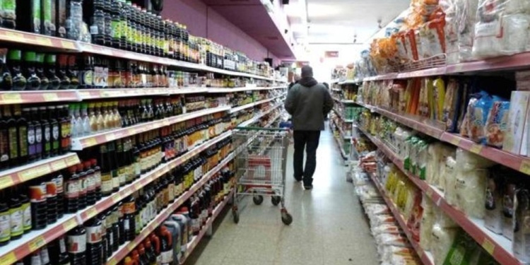 MEDIDA DE FUERZA. Almaceneros no bajarán mercadería que hayan pedido hace un tiempo y llegue con precios actualizados.