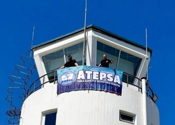 Paro de controladores: el Gobierno advierte que el servicio de navegación aérea es esencial y debe cumplirse al 45%