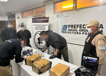 Secuestran carga de fentanilo en la costa del acceso sur posadeño