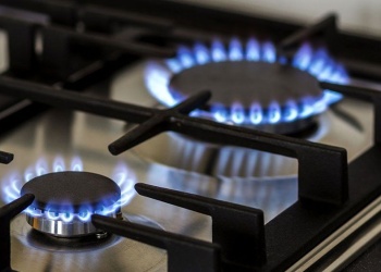 El Gobierno anuncia reducción del 5,49% en el precio del gas para septiembre