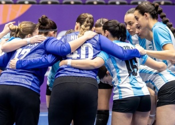 Por el pasaje  a la definición