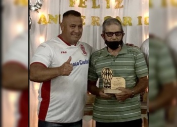 Fútbol: la pelota despide a Fermín González y José “Pepe” Trova