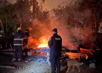 Incendio destruyó una vivienda en Eldorado: no hubo heridos