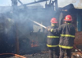 Una vivienda ardió en el barrio Lapachitos de Posadas