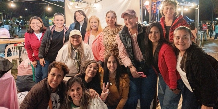 Tribu emprendedora, al finalizar una feria en Spacio Mujer.