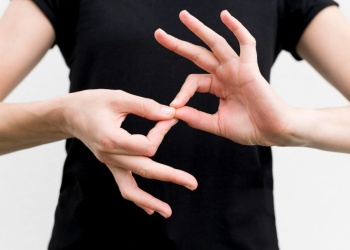 Patrimonio cultural: hoy es el Día de la Lengua de Señas Argentina