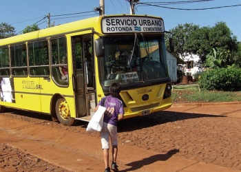 Conflictos de transporte en Montecarlo y Eldorado agudizan el malestar de usuarios