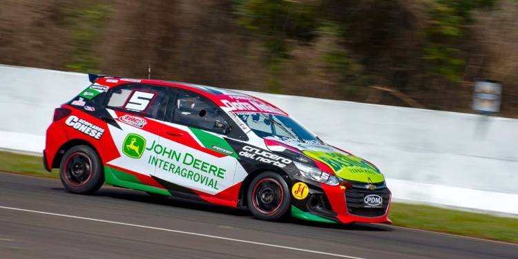 VELOCIDAD. Juampy marcha segundo en el campeonato de la Clase 2. Hoy buscará acelerar detrás de los puntos. (Foto: Gentileza D.Rektor)