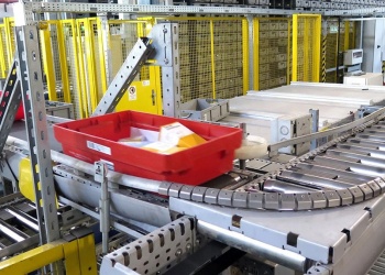 La motosierra no tocó a los sobreprecios: Suizo Argentina, el intermediario millonario de la salud