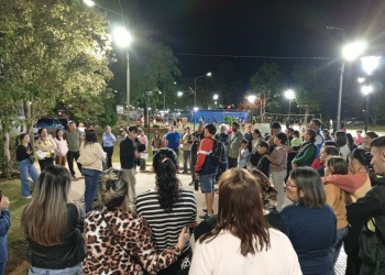 Segunda marcha en El Soberbio: familias exigen la inmediata detención del docente denunciado