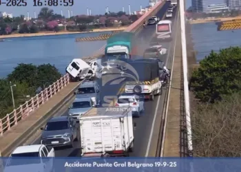 Choque en cadena en el puente Chaco-Corrientes: murió un motociclista con amplio prontuario delictivo