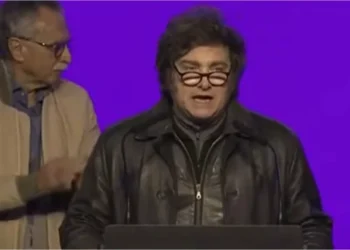 Milei habló de “clara derrota” política pero ratificó el rumbo económico