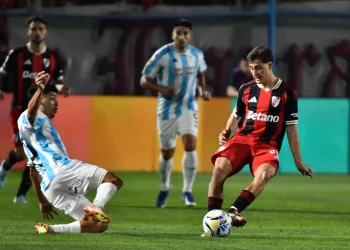 River perdió ante Atlético Tucumán antes de la Copa