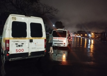 Grave siniestro vial en la avenida Quaranta de Posadas dejó tres personas hospitalizadas
