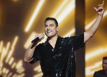 Carlos Rivera vuelve al ruedo con “Alguien”