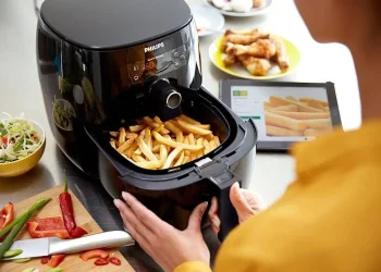 Por qué la freidora de aire puede ser peligrosa al cocinar papas fritas