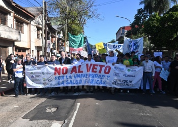 Marcha federal en Misiones: universidad, ciencia y salud unidas contra los vetos