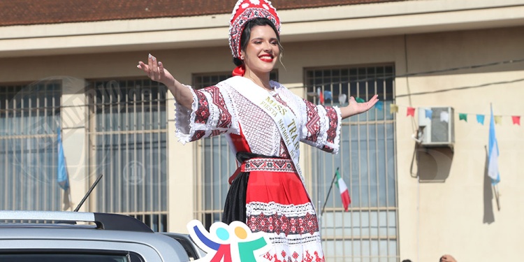 La Fiesta Nacional del Inmigrante continúa este domingo con actividades para todas las edades