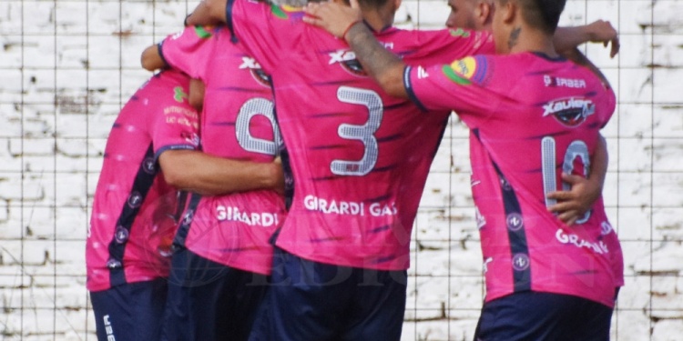 CELEBRACIÓN. Estudio es, hasta hoy, uno de los tres representantes posadeños.