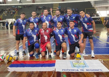 Los oficiales juegan en Salta