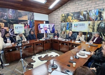 Misiones impulsa proyecto binacional para poner en valor el legado jesuítico-guaraní