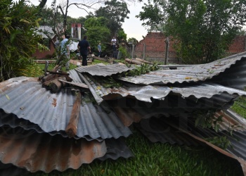 Posadas y Garupá: la tormenta dejó voladura de techos, caída de granizo y desborde de arroyos