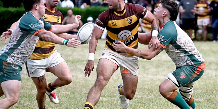 PROTAGONISTAS. La “Hormiga” y el “Camaleón” jugarán las semis del Ascenso.