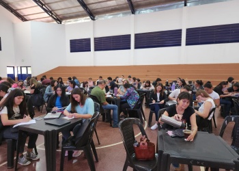 Cerro Azul celebra su 92º aniversario con homenajes y actividades educativas